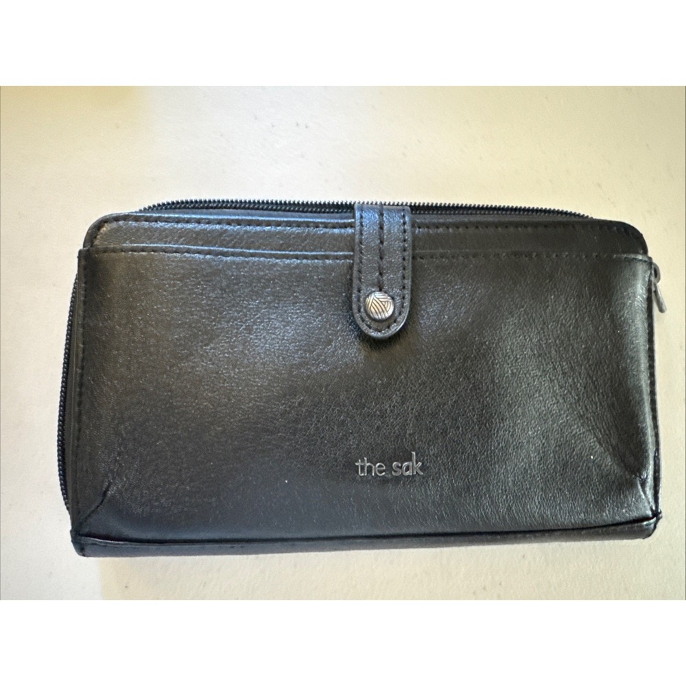THE SAK IRIS Zip Around Wallet Wristlet Crossbody Leather Black Purse Replacemen